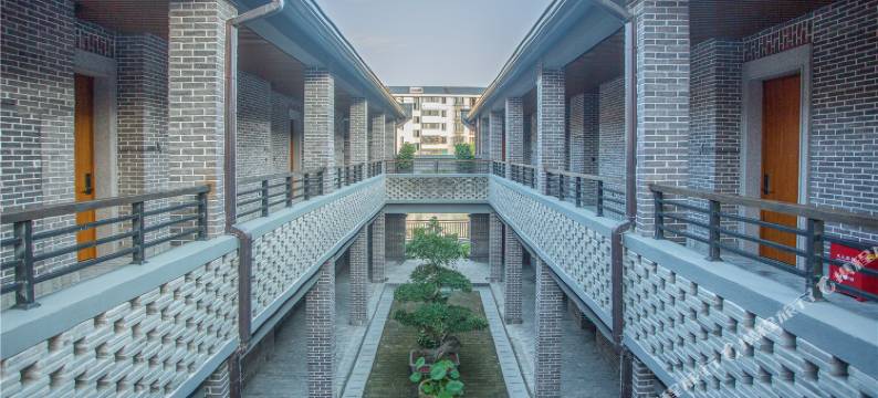 上海林隐艺术酒店(浦东国际机场店)图片