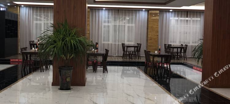 安龙半城酒店图片