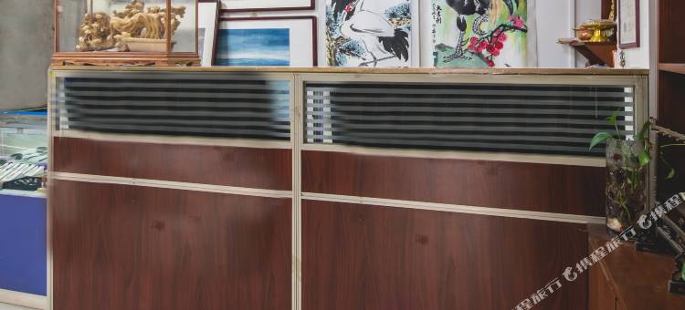 OYO胶州华宾楼宾馆图片