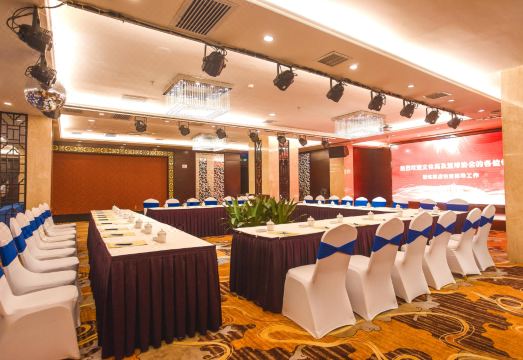 Shenlong New World Hotel Hotel Overview