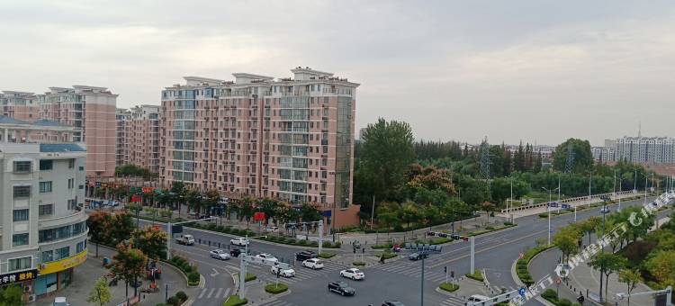 白玉兰酒店(连云港赣榆万达广场义塘路店)图片