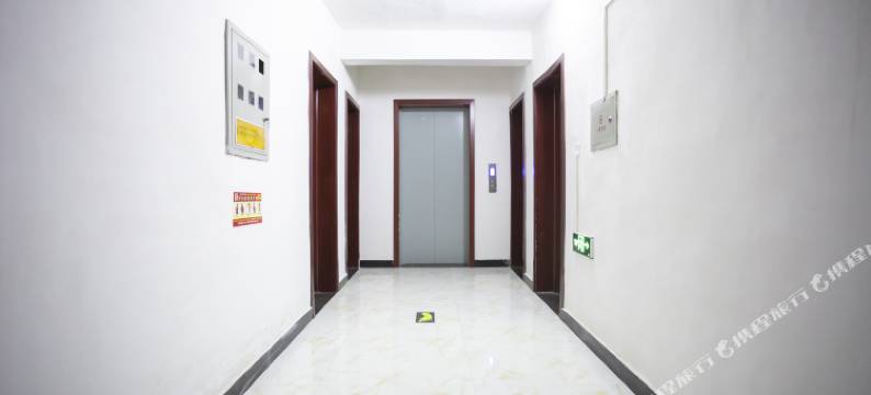 星睿景致民宿(开封清明上河园新河南大学店)图片