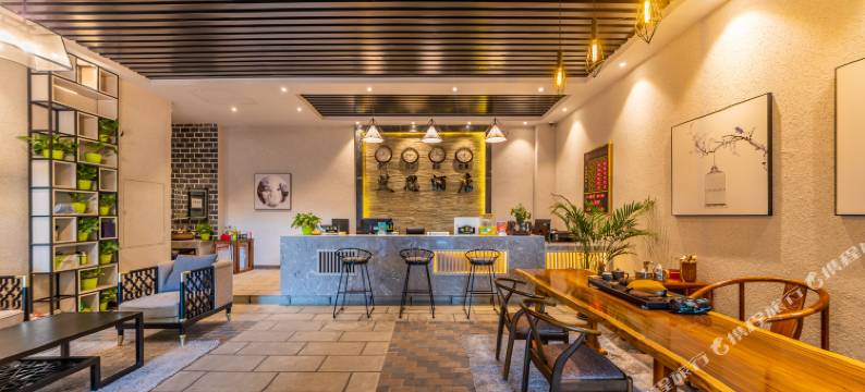 重庆艾思商务酒店图片