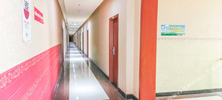 OYO广安新中天宾馆图片