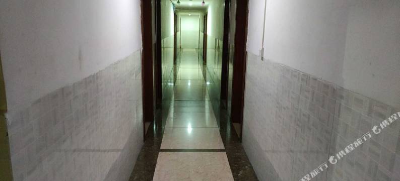 美豪公寓(罗定龙华西路店)图片