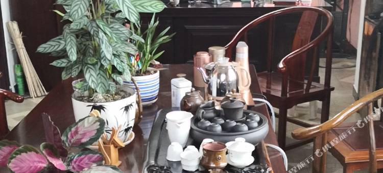 安顺傩雕民俗客栈图片