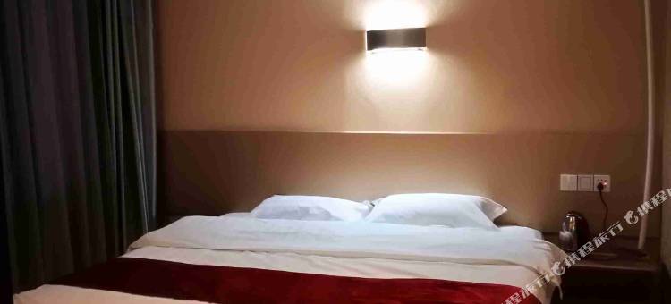 如家派柏·云酒店(扎兰屯市火车站吊桥公园店)图片