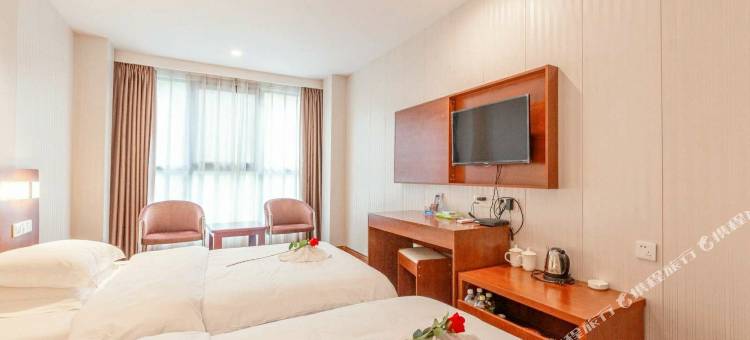 安康汉江之城酒店(火车站店)图片