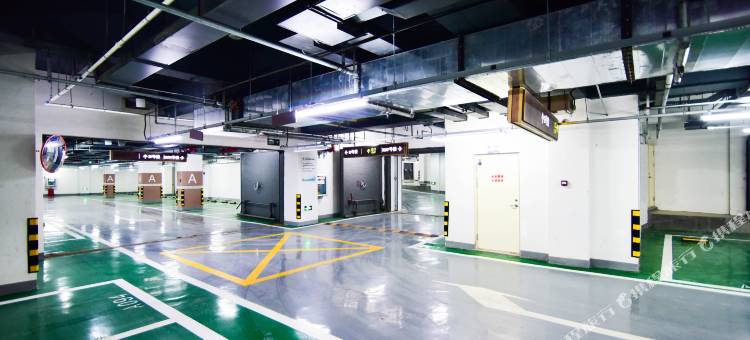 NewAptism新寓(青岛金茂览秀城店)图片