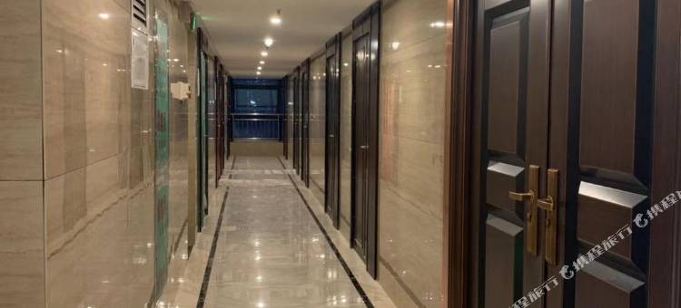 长沙沁园公寓(扬帆小区万家丽广场地铁站店)图片