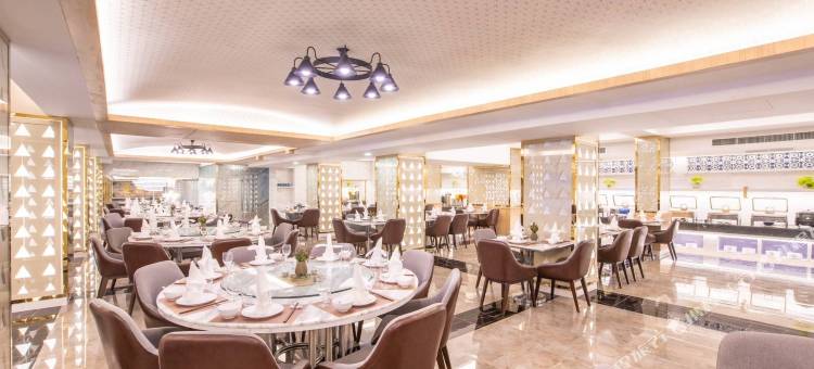 芭堤雅中天假日酒店(Jomtien Holiday Pattaya)图片