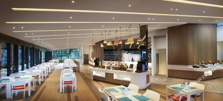 普吉岛遨舍度假酒店(OZO Phuket)图片