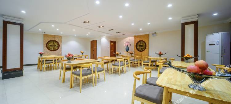 天筑假日酒店(阜阳市颍州城区师范学院店)图片
