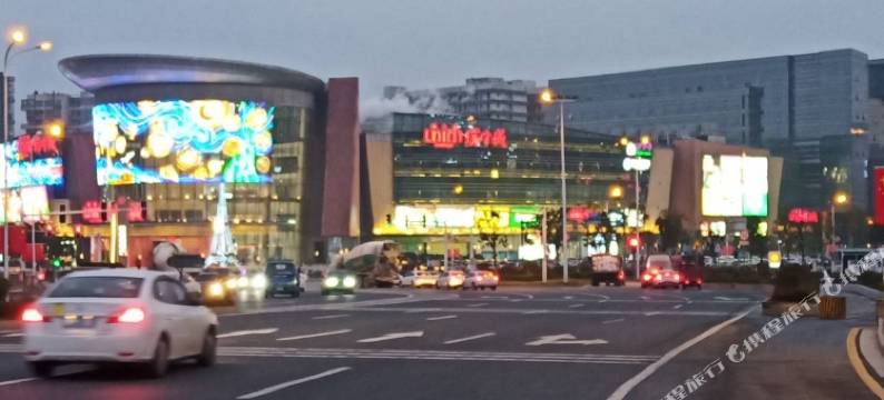 长沙绿草地精品酒店(钢材大市场中信广场地铁站店)图片