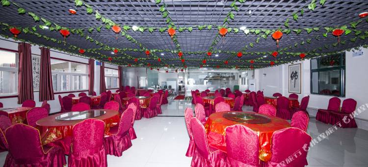 西咸天润阁酒店(沣河森林公园地铁站)图片