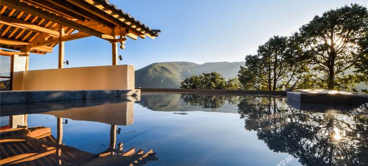 鸡足山远方的家民宿图片