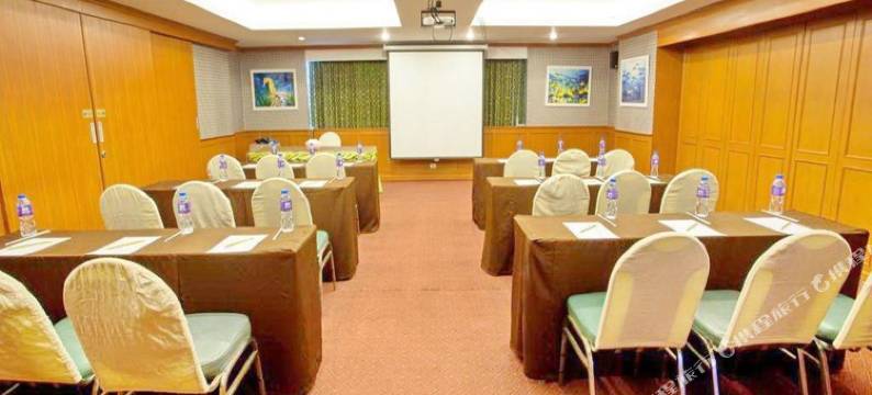 斯里纳卡林海湾酒店(Bay Hotel Srinakarin)图片