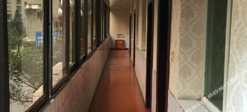 石棉金叶宾馆图片