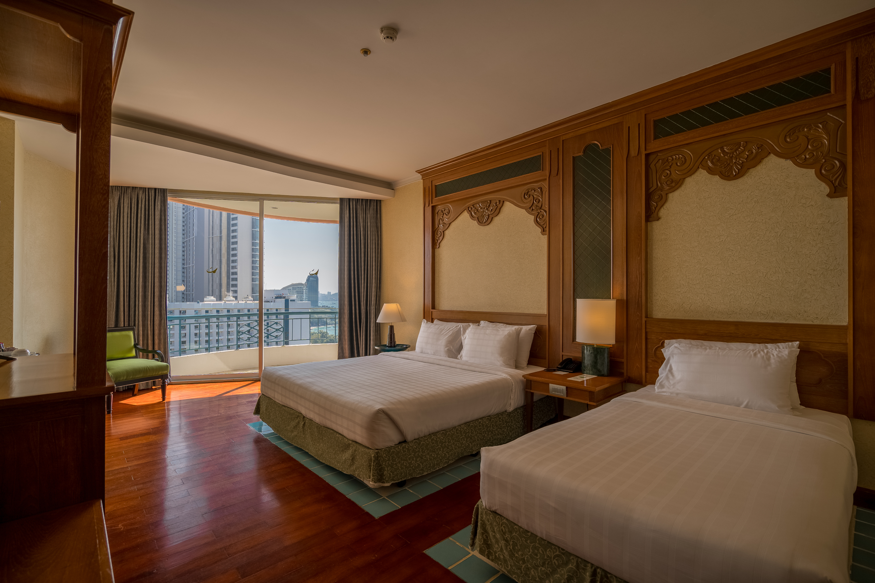 Long Beach Garden Hotel & Pavilions Over view