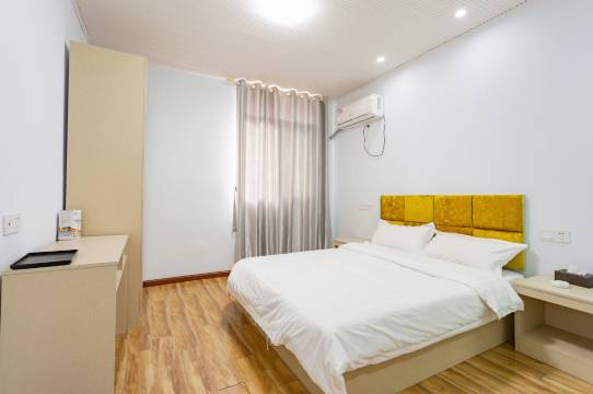 OYO武汉幸杏公寓