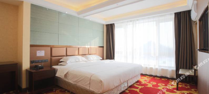 方正金色湖缤酒店(高铁站店)图片