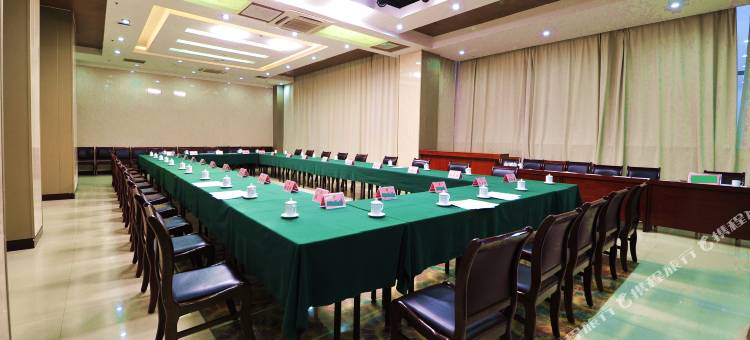 白玉兰酒店(五莲解放路店)图片