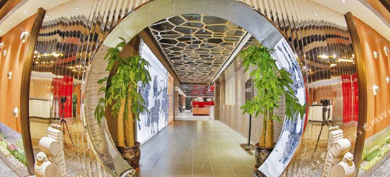 金地名庭酒店(兰州张掖路省政府地铁站店)图片