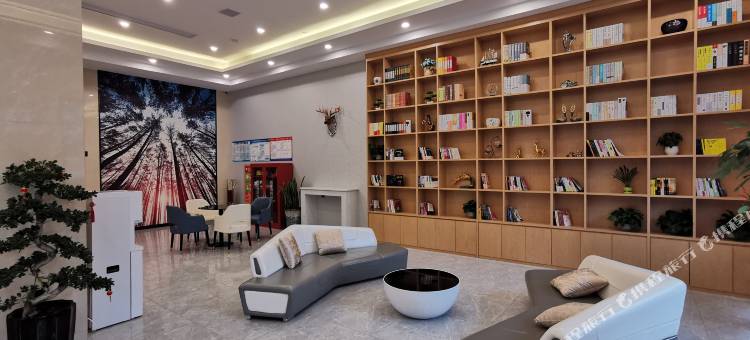 格莱美宿酒店(赣县区汽车站七鲤古镇店)图片