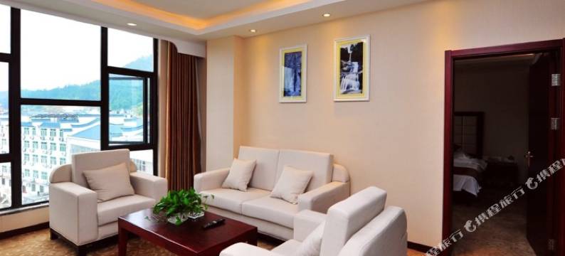 天堂寨国顺假日酒店图片