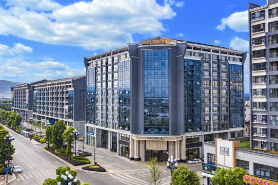 弥勒鑫磊温泉酒店(湖泉水乡店)