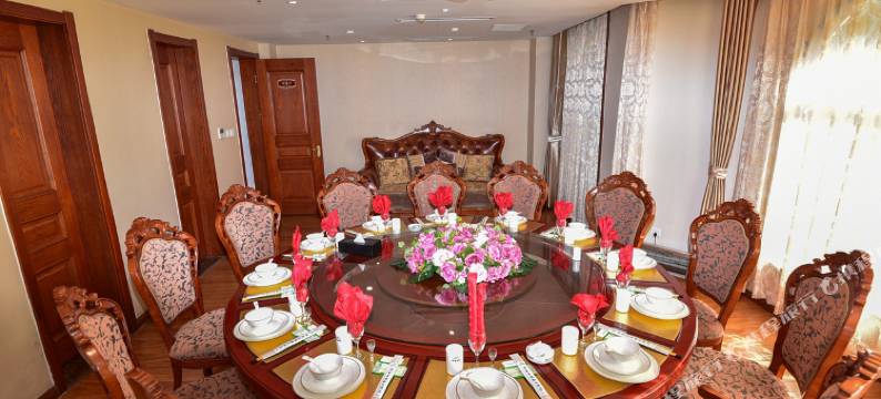 西峡财富庄园假日酒店图片