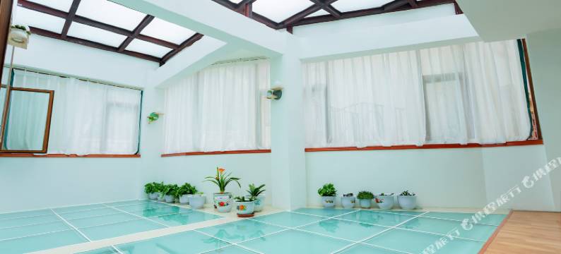 槿年雪山观景民宿(康定市店)图片