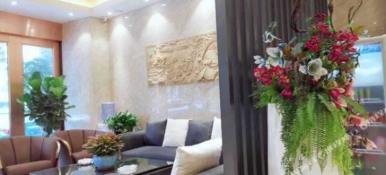 翡翠商务宾馆(佛山平洲玉器街店)图片