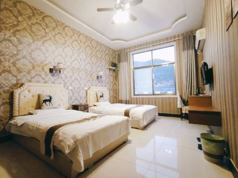 花前云台山店民宿(迎宾路分店)