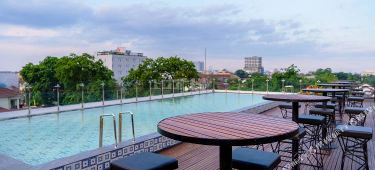 通加酒店(De'Tonga Hotel)图片