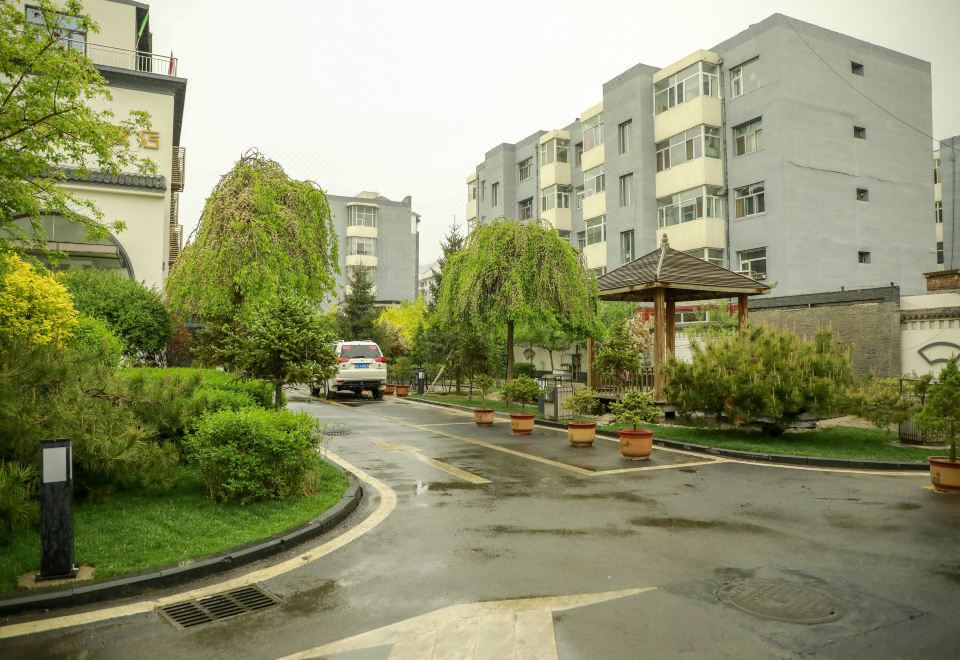 Heng Geely Hotel Hotel Overview