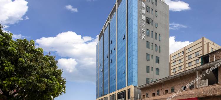 铂顿国际公寓(广州钟落潭地铁站庆达广场店)图片