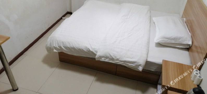 武汉佳成宾馆(汉口火车站店)图片