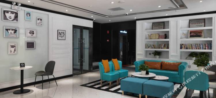 希岸·轻雅酒店(西宁高铁站王府井生活广场店)图片