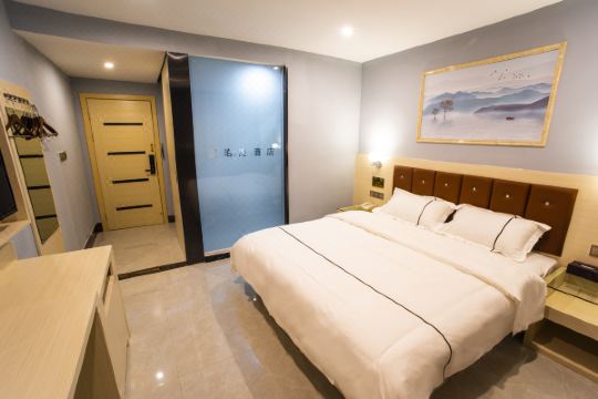 荔浦蓝泊湾酒店