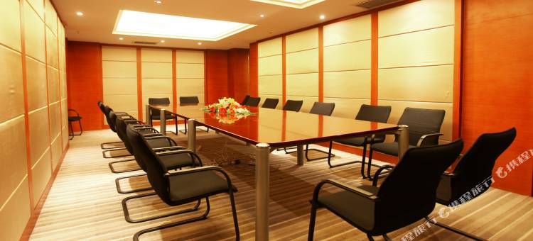 爱时特套房酒店(唐山会展中心远洋城店)图片