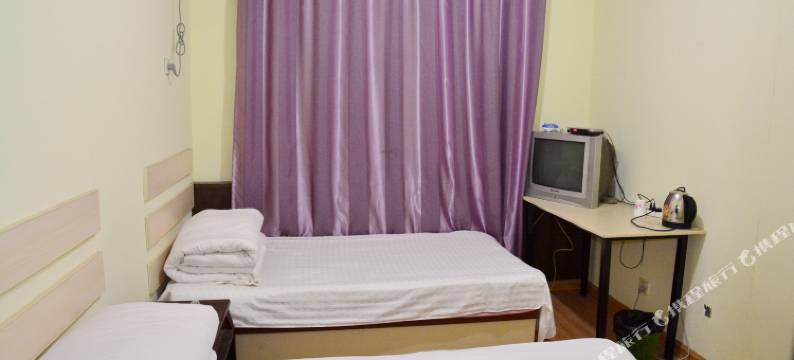 泰安龙潭招待所(泰山站中心医院店)图片