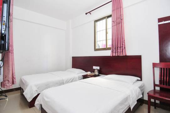 三亚梦盈旅租(群众街店)