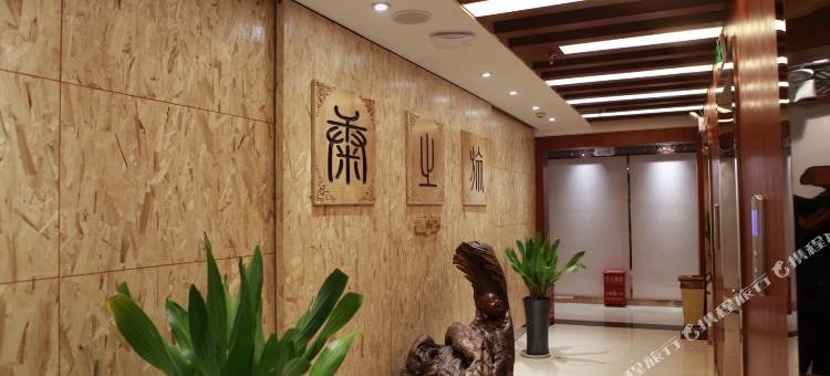 康之旅养生宾馆(昆明火车站店)图片