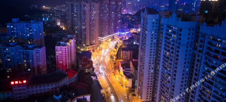 天际高空影院酒店(贵阳花果园购物中心店)图片