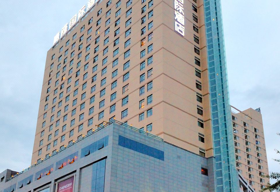 宝鸡嘉隆国际酒店外景图