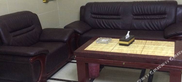 布丁酒店(镇江大港南站北湖公园店)图片