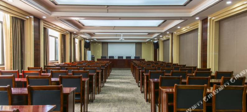 石台护航假日酒店图片