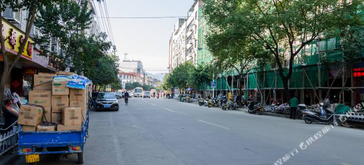 OYO福安君悦宾馆图片