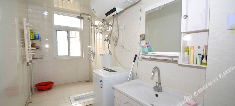 新郑机场太空舱客栈图片